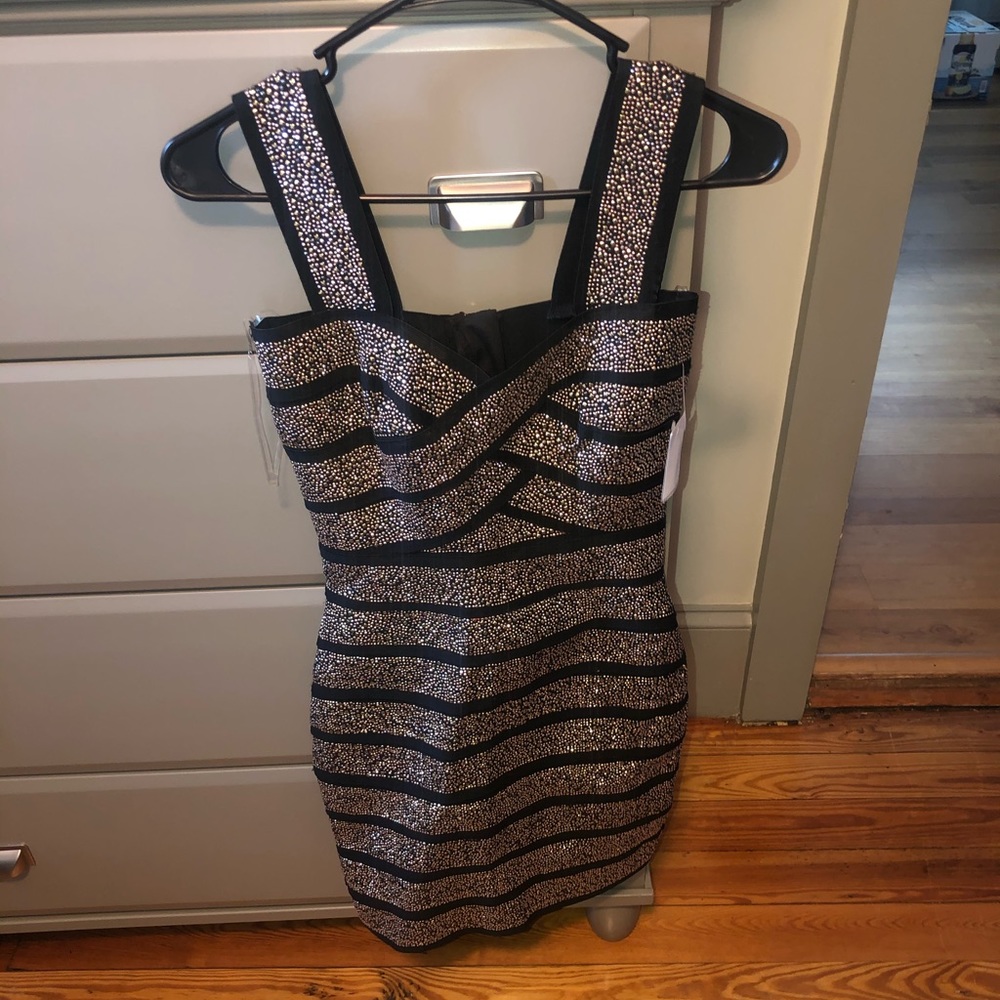 Night dress small.